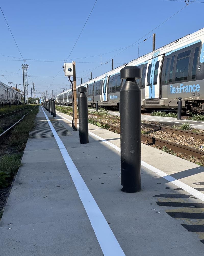 Mobilier urbain - Potelet sncf